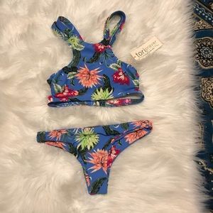NWT! Tori Praver floral swim top and bottoms